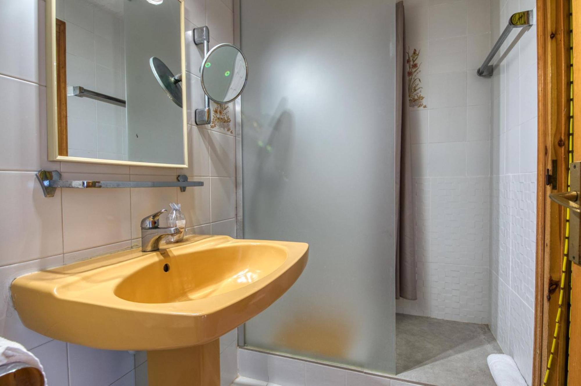 Apartaments Can Niell Calella De Palafrugell Exterior photo